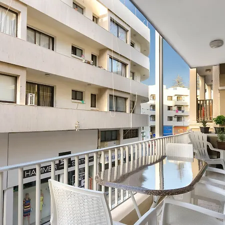 Laila's Apartamento Larnaca